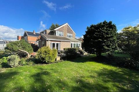 4 bedroom detached house for sale - The Drive, Peel Common, Gosport, Hampshire, PO13