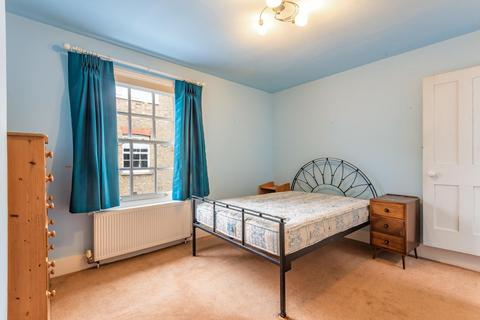 2 bedroom terraced house for sale - Malthouse Passage, Barnes