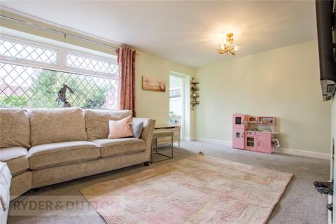 3 bedroom semi-detached house for sale - Fairway Crescent, Royton, Oldham, Greater Manchester, OL2