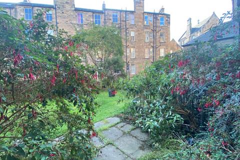 4 bedroom flat to rent, Marchmont Road, Marchmont, Edinburgh, EH9