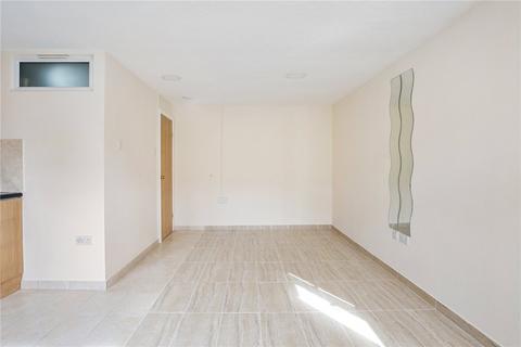 2 bedroom apartment to rent, Riverside Close, London, E5