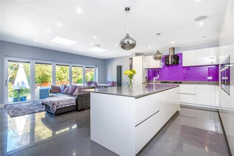 5 bedroom detached house for sale, Stone Road, Bromley, Kent