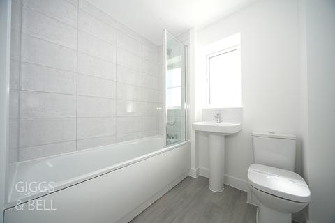 15 Barnfield Avenue, Luton, LU2 7AS