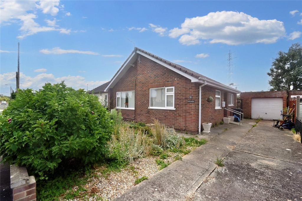 Sedgemoor Road, Bridgwater, Somerset, Ta6 3 Bed Bungalow For Sale - £ 