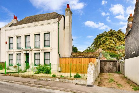 4 bedroom character property for sale - High Street, Queenborough, Kent