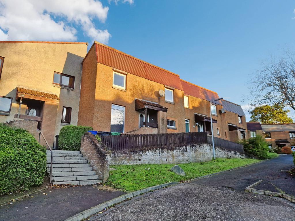 Ellon Park, Glenrothes KY7 3 bed terraced house to rent £700 pcm (£