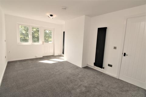 2 bedroom flat for sale - Burnt Ash Hill, Lee , SE12