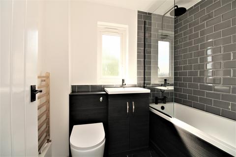 2 bedroom flat for sale, Burnt Ash Hill, Lee , SE12