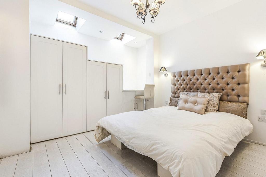 Augustus Road, Southfields 5 bed semidetached house for sale £1,250,000