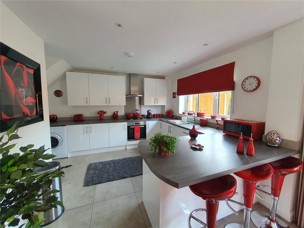 Farleigh Road, Pershore, Worcestershire, WR10 2 bed house for sale £