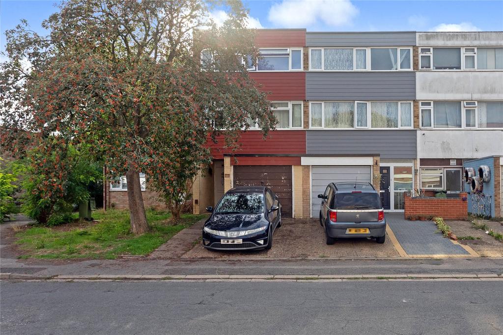 Rydal Way, Bletchley, Milton Keynes, Buckinghamshire, MK2 3 bed