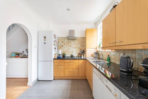 4 bedroom terraced house for sale - Middle Way, Norbury, London, SW16