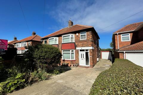 3 bedroom semi-detached house for sale - Marsden Road, Harton, South Shields, Tyne and Wear, NE34 6RH