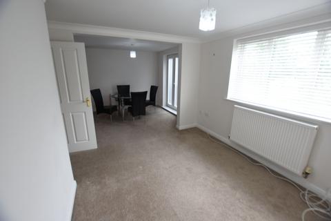 2 bedroom apartment to rent, Neapsands Close, Preston, PR2