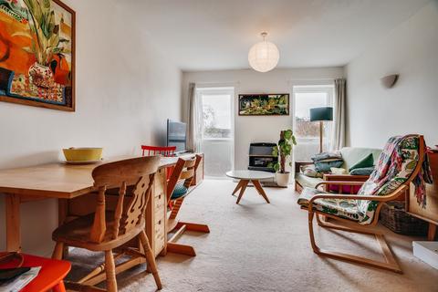 4 Asplins Close, Over, Cambridge, CB24 5QA
