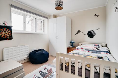 4 Asplins Close, Over, Cambridge, CB24 5QA