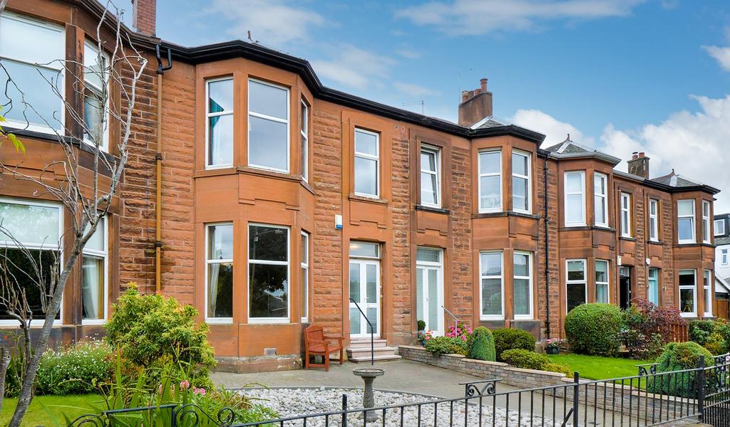 Harelaw Avenue, Muirend, Glasgow, G44... 3 bed terraced house £345,000
