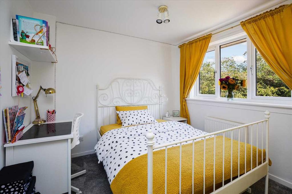 Bedroom Two (1)
