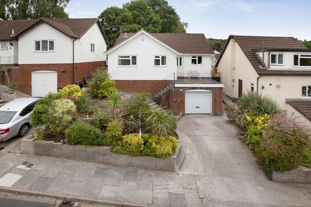 Fern Road, Newton Abbot, TQ12 3 bed detached bungalow £365,000