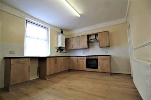 2 bedroom terraced house to rent, Lloyd Street