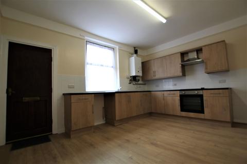 2 bedroom terraced house to rent, Lloyd Street