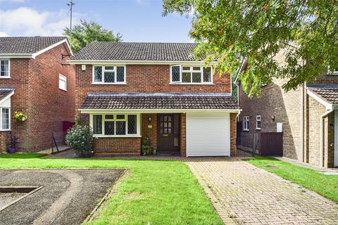 4 bedroom detached house for sale, Chippendale Close, Camberley GU17