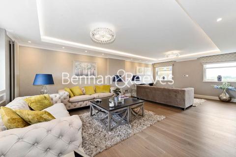 5 bedroom apartment to rent, St. Johns Wood Park, Hampstead NW8