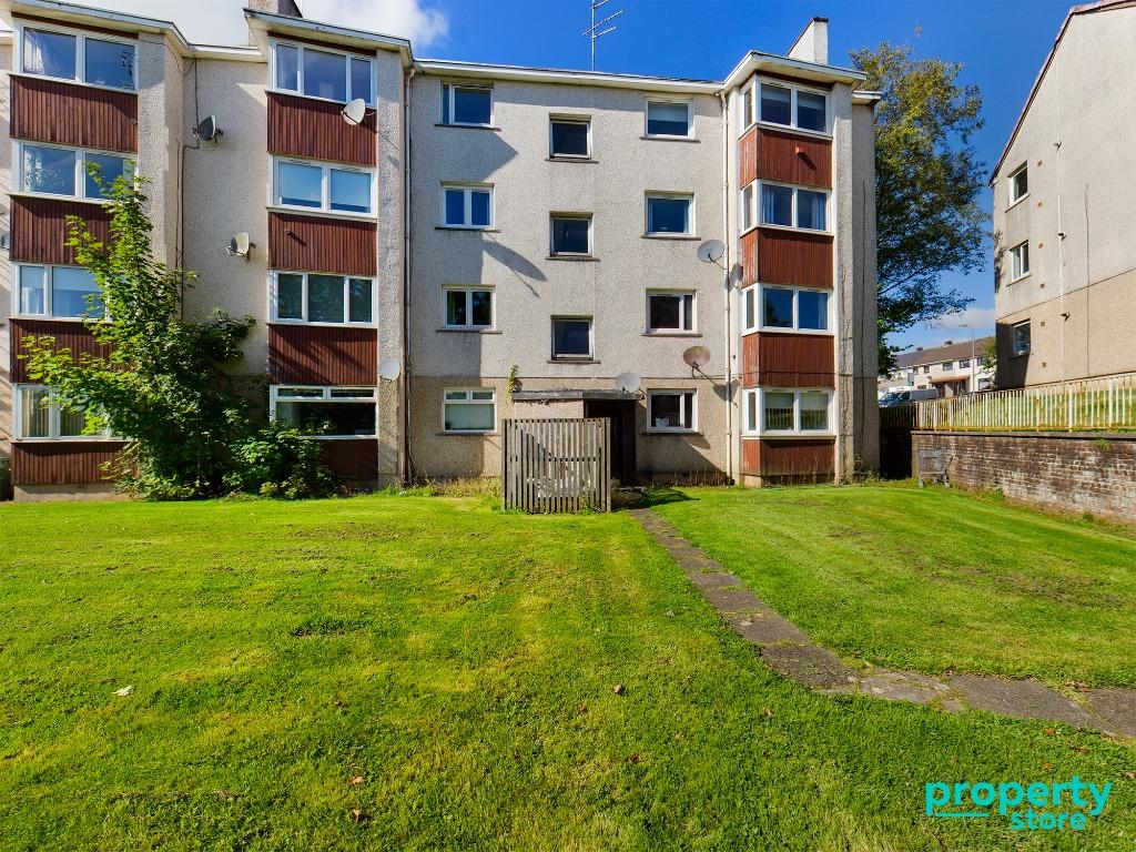 Falkland Place, East Kilbride, South Lanarkshire, G74 2 bed flat £575