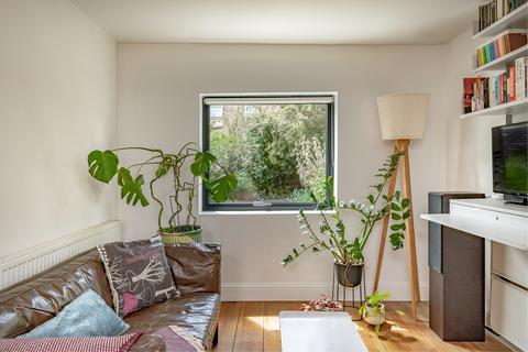 Flat A, 28 Jersey Road, London, E11 4BL