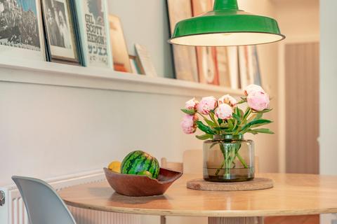 Flat A, 28 Jersey Road, London, E11 4BL