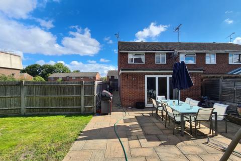 5 Clements Close, Spencers Wood, Reading, RG7 1HJ