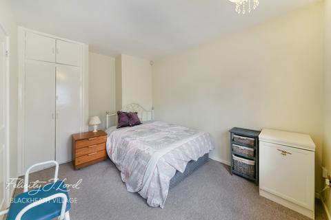 44 Holburne Road, London, SE3 8HP