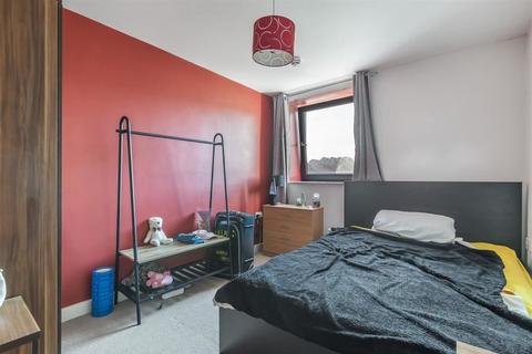 205, Greenhouse Beeston Road, Leeds, LS11 6AD