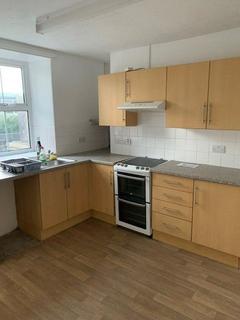 2 bedroom terraced house to rent, School Terrace, Holyhead, LL65