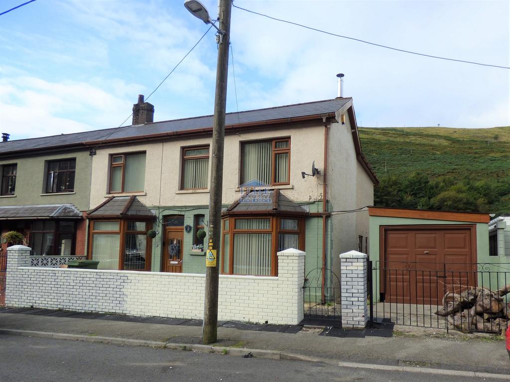 St. John Street, Ogmore Vale, Bridgend. CF32 7BB 4 bed semidetached