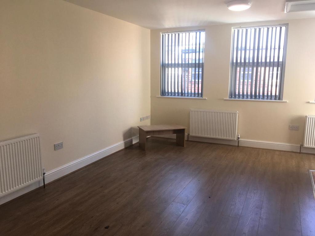 Union Street, Aldershot, GU11 Studio £750 pcm (£173 pw)