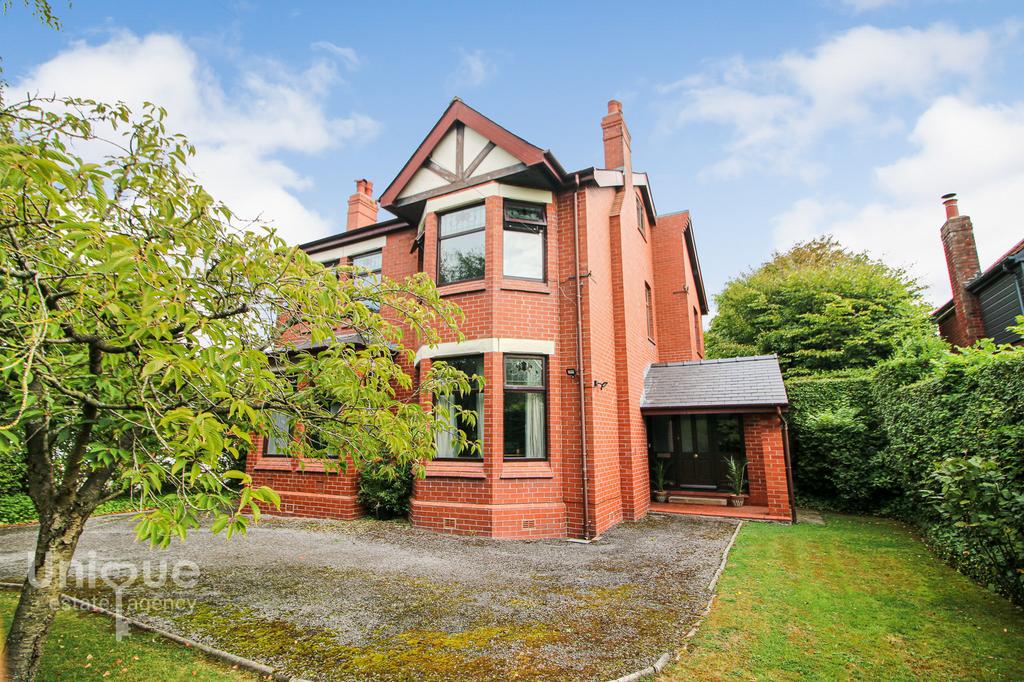 Fleetwood Road South, ThorntonCleveleys, FY5 4 bed detached house for