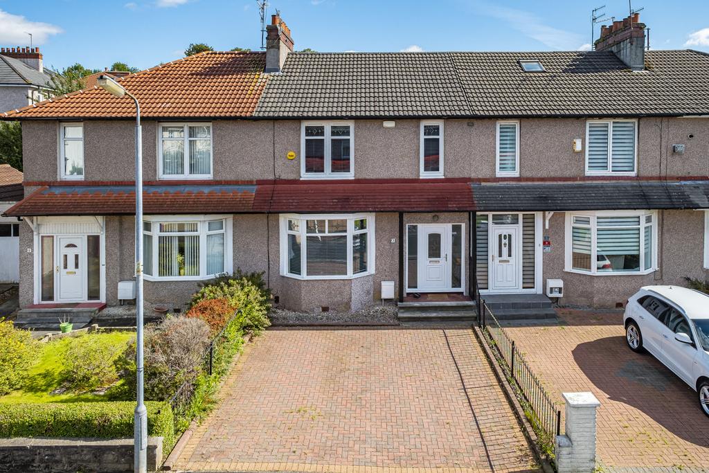 3 Kingshill Drive, Kings Park, Glasgow, G44 4QX 3 bed villa £299,995