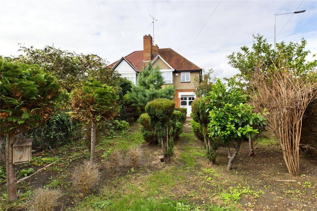 Berkeley Avenue, Reading, Berkshire, RG1 3 bed semidetached house £