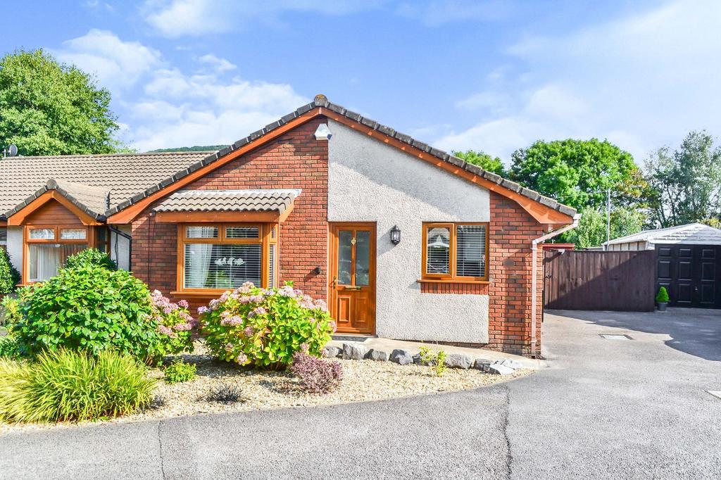 Brooklyn Gardens, Port Talbot, Neath... 3 bed semidetached bungalow