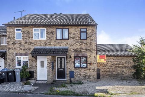 2 bedroom semi-detached house to rent, Thorney Leys,  Witney,  OX28