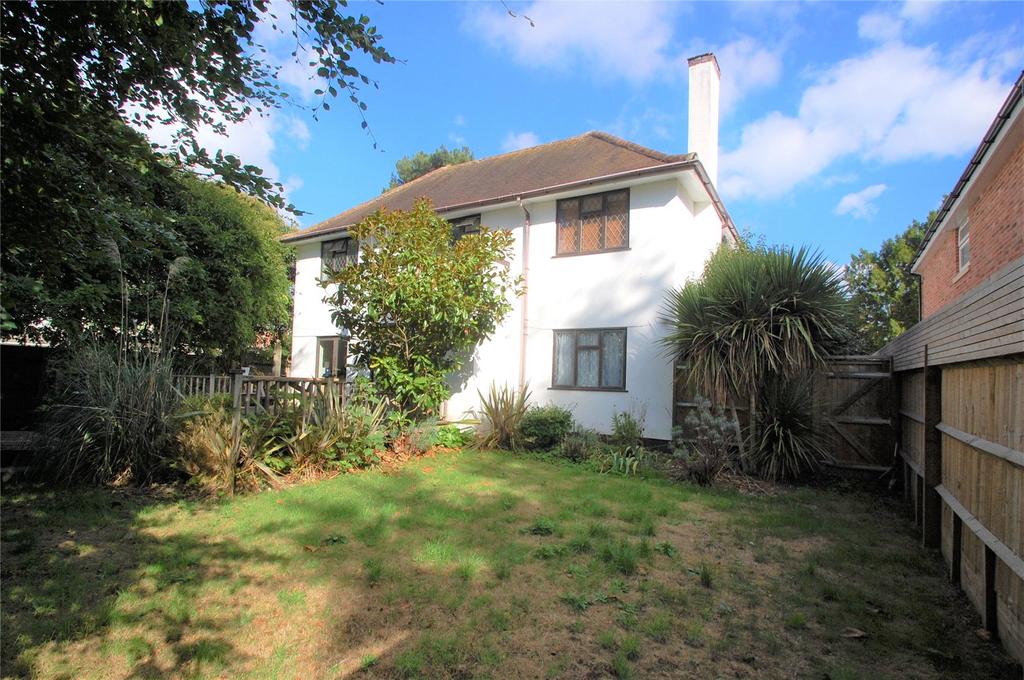 Freemans Close, Stoke Poges... 5 bed detached house £950,000