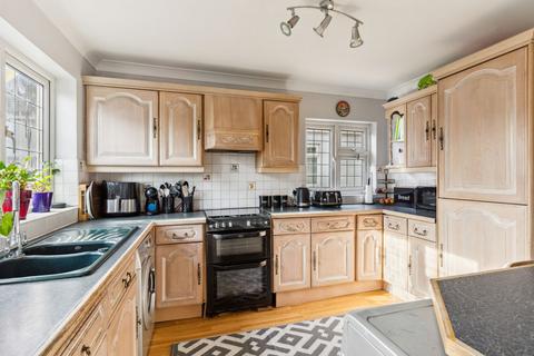 4 bedroom detached house for sale, Howard Road, Seer Green, HP9