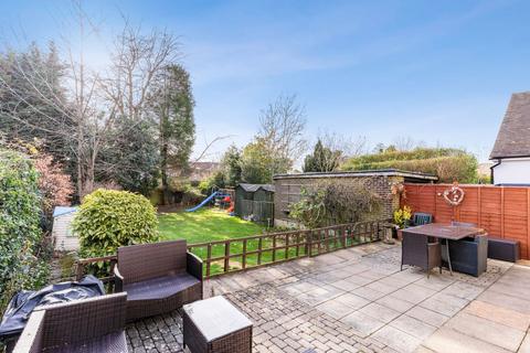 43 Howard Road, Seer Green, Beaconsfield, HP9 2XT