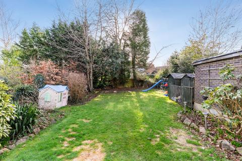 43 Howard Road, Seer Green, Beaconsfield, HP9 2XT