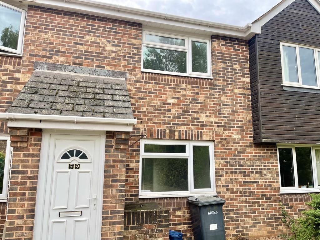 Chantry Meadow, Exeter 2 bed detached house £950 pcm (£219 pw)