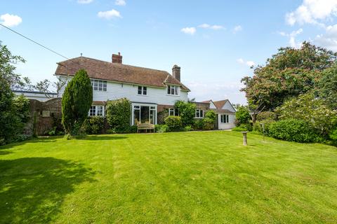 5 bedroom detached house for sale - Eighteen Pounder Lane, Three Oaks, East Sussex TN35 4NU