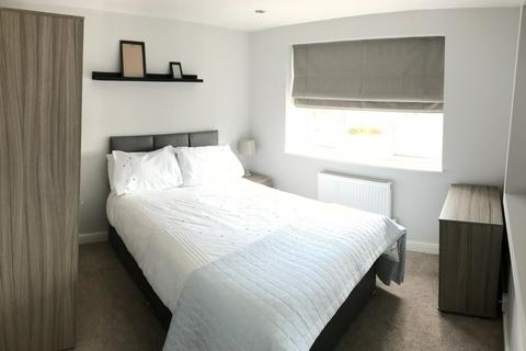 63 Hermitage Road, Solihull, B91 2LL