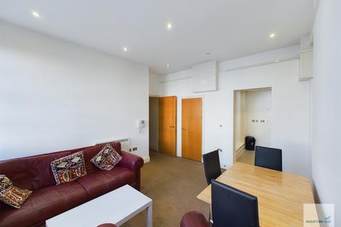 2 bedroom apartment for sale, Enfield House, 18 Low Pavement