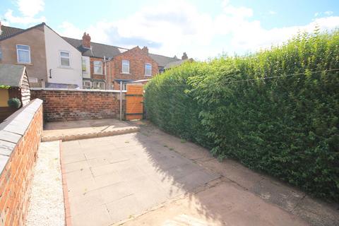 3 bedroom terraced house to rent, St Clair Street, Crewe